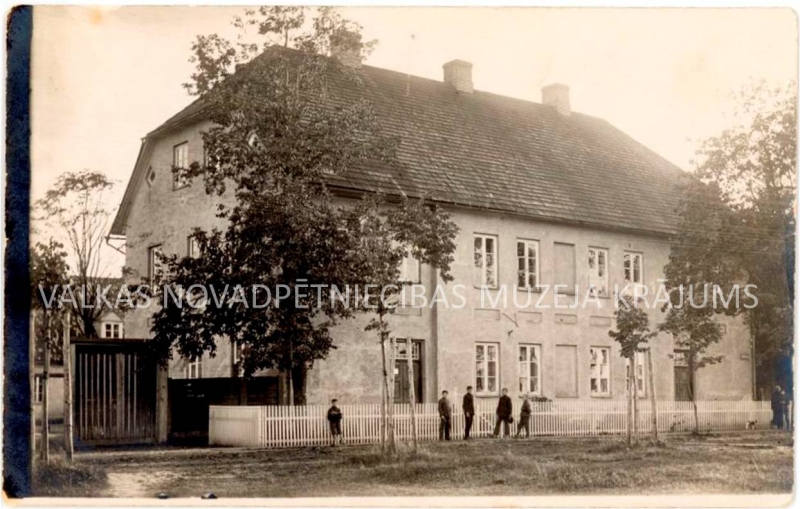 Semināra iela Nr. 27. Valka, 1924. g.  No 1908.līdz 1917.gadam ēkā atradās Valkas reālskola.