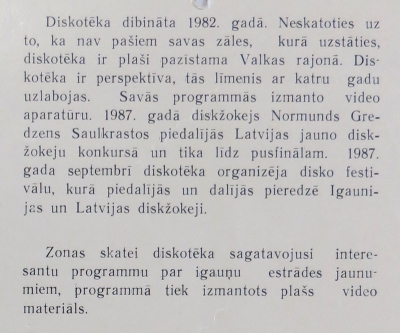 Teksts par Valkas diskotēku “AD`REM” 1988. gada diskotēku zonas skates programmiņā. 