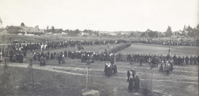 piemineklis atklāts